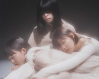 羊文学、新EP『you love』本日リリース！ 新曲「マヨイガ」映画バージョンMVも公開