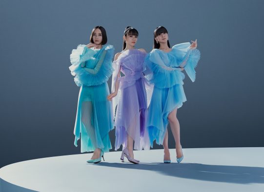 Perfumeニューシングル「Moon」にロンドン公演で初披露したダンスチューン「ラヴ・クラウド」が収録決定