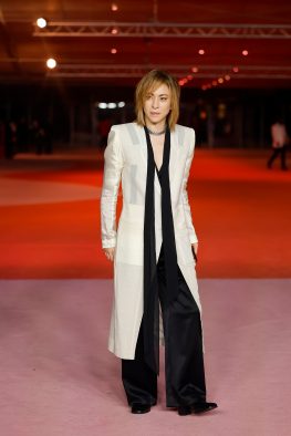 YOSHIKI、ハリウッドのレッドカーペットに登場！ 日本人として唯一アカデミーガラに出席