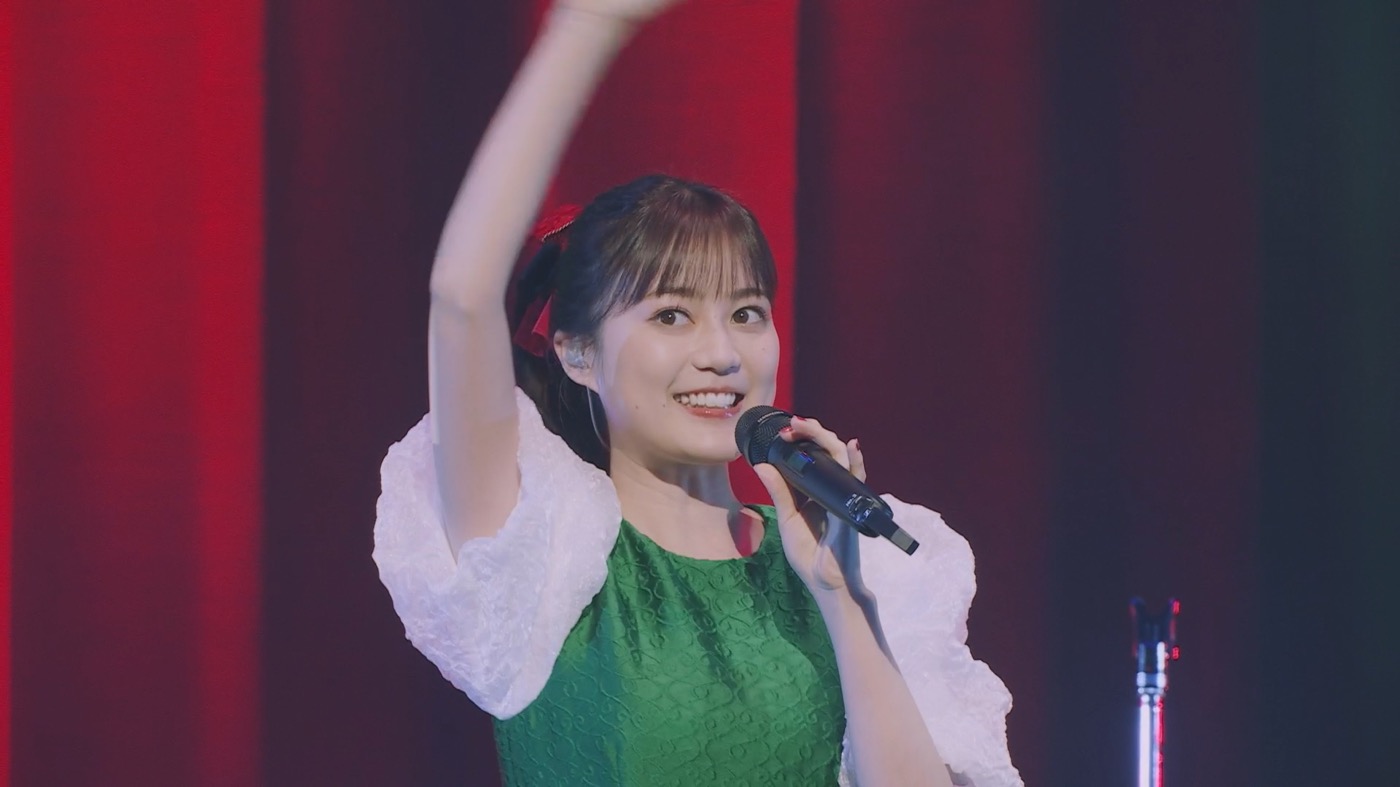 生田絵梨花がTikTokを開設！初投稿は楽しそうにピアノで弾き語り「歌詞まちがえた～」 - 画像一覧（2/3）