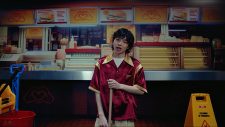 imase、マクドナルドタイアップソング「Happy Order?」のワクワクハッピーなMV公開 - 画像一覧（3/6）