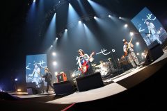 ねぐせ。初日本武道館公演で全国ツアー『NEGUSE. “RINGER’S TOUR” 2024』の開催を発表