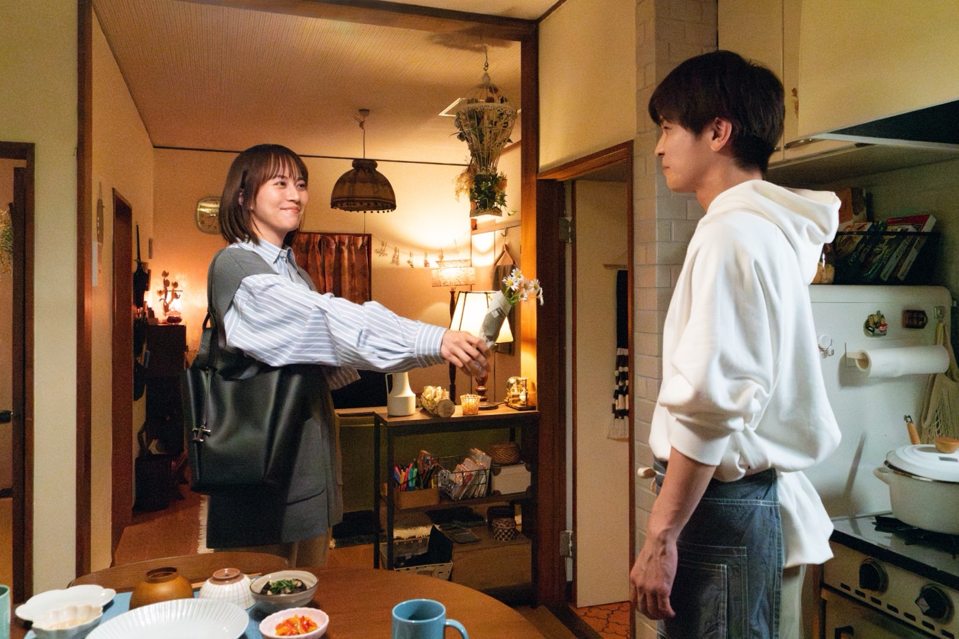 比嘉愛未＆岩田剛典W主演ドラマ『フォレスト』より第1話冒頭のノーカット先行配信スタート