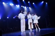 【ライブレポート】Perfume、恵比寿LIQUIDROOMで2008年の“あの夜”を再現 - 画像一覧（1/3）