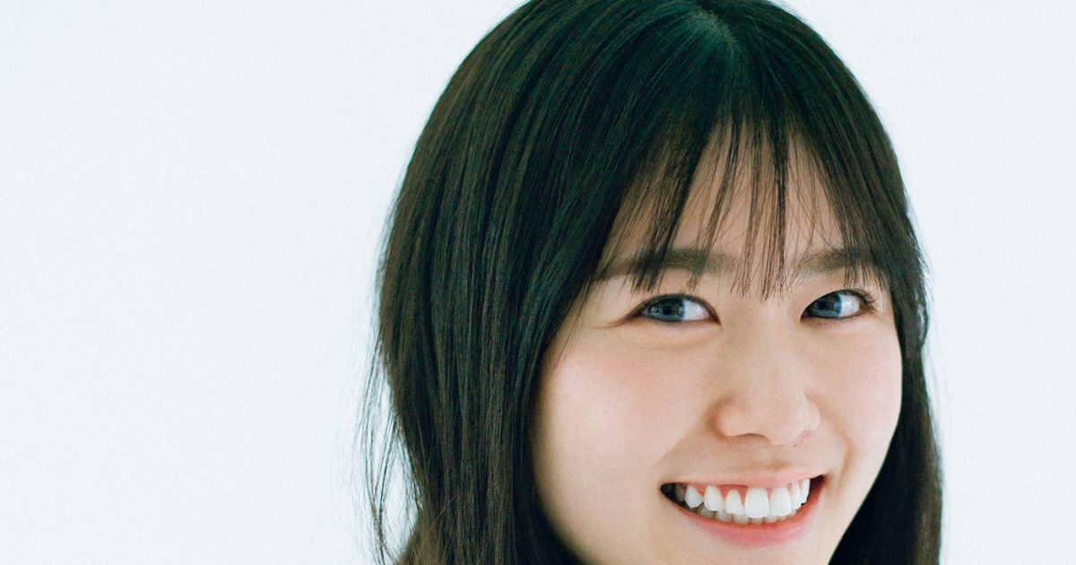 日向坂46・丹生明里、表紙を飾る『blt Graph 』で新センターに抜擢された際の胸中を赤裸々告白 画像一覧（9 11） The