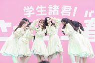 【ライブレポート】日向坂46、熱狂のUSJライブ再び！ 学生に忘れられない思い出を届けるイベント『ユニ春！ライブ 2024』4日目レポート - 画像一覧（15/20）