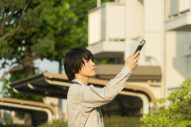 川西拓実（JO1）、桜田ひより主演映画『バジーノイズ』よりインタビュー映像＆場面写真解禁 - 画像一覧（3/3）