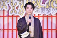 神木隆之介＆松村北斗、スイートルームにお泊まりを告白！「翌日、ルンルンで撮影現場に来た」（玉城ティナ） - 画像一覧（4/6）