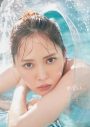 日向坂46・加藤史帆、1st写真集『#会いたい』より三角ビキニから色白美肌があらわになった大胆な仰向けカットを公開 - 画像一覧（2/2）