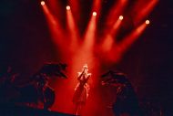 【レポート】BABYMETAL、初のアジアワンマンツアーでタイのヒップホップシンガーF.HEROと約4年ぶりに再共演 - 画像一覧（9/11）