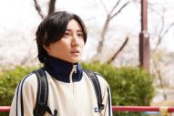 SixTONES京本大我、主演ドラマ『お迎え渋谷くん』で演じる“渋谷くん”を語る！「“無表情”であっても、“無感情”じゃないんですよね」 - 画像一覧（4/5）