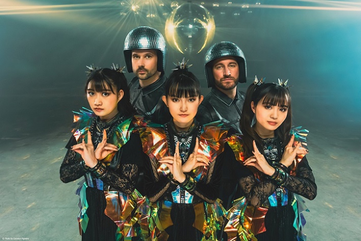 BABYMETAL×独バンド“エレクトリック・コールボーイ”がコラボ曲「RATATATA」をリリース！MV公開も決定