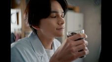 北村匠海が出演する“ネスカフェエクセラボトルコーヒー”新TVCM放映開始！インタビューも公開 - 画像一覧（2/11）