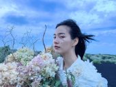 のん、自身が監督・編集・出演した新曲「荒野に立つ」MVのオフショット公開！「最高傑作作りました」 - 画像一覧（3/3）