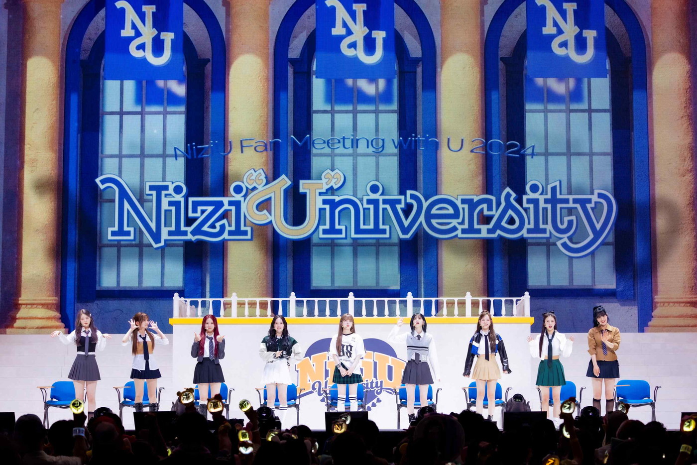 【ライブレポート】NiziU、初のファンミーティングが大盛況！テーマは“大学の学園祭” - 画像一覧（7/8）