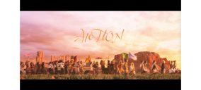 Kis-My-Ft2、「A10TION」MVがYouTubeプレミア公開。10年間のMVで使用した50アイテムが登場