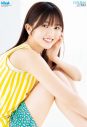 日向坂46金村美玖『ボム8月号』通常版表紙でスレンダーボディを披露！ 限定版表紙は、SKE48江籠裕奈＆井上瑠夏のWビキニ - 画像一覧（6/16）