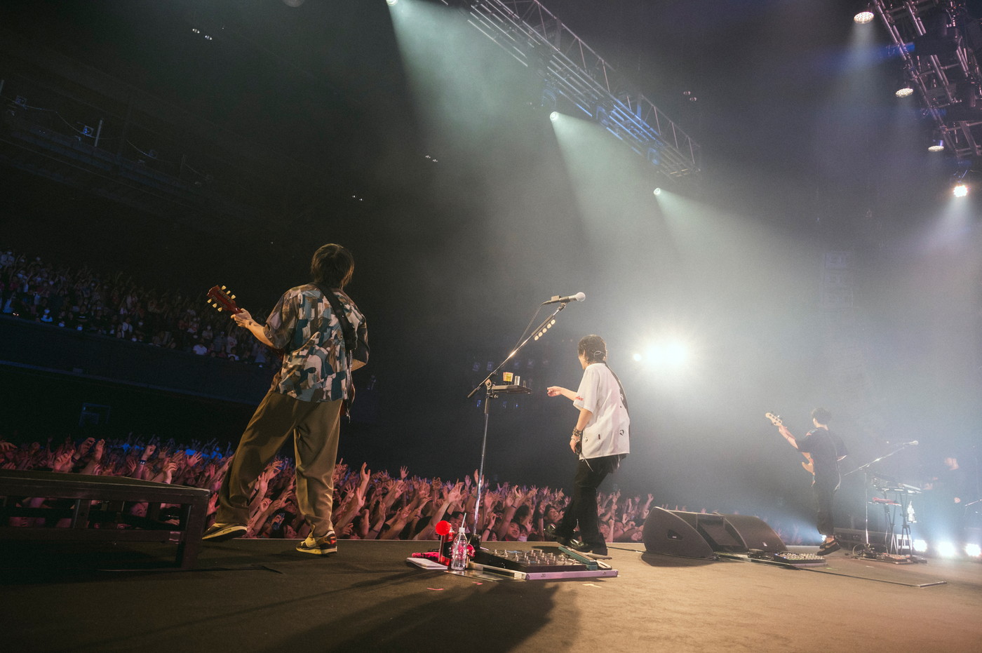 【ライブレポート】RADWIMPS、約8年ぶりライブハウスツアー完遂！野田洋次郎の誕生日に開催された東京公演をレポート - 画像一覧（5/26）