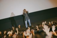 【レポート】あいみょんがサプライズ登場！ 最新ライブ映像上映会より東京会場のレポートが到着 - 画像一覧（1/4）