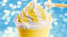 広瀬すず×山下智久、夏の装いでマックカフェの新TVCMに再登場！「フラッペしちゃった（ハート）」 - 画像一覧（7/27）