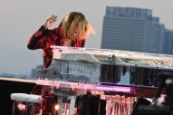 YOSHIKI、過労で倒れパリコレデビューが延期に。映画『YOSHIKI：UNDER THE SKY』プレミアには参加予定 - 画像一覧（1/1）