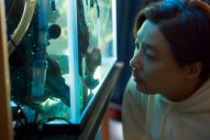 堂本剛主演映画『まる』より、だんだん“〇”に囚われていく沢田（堂本）の様子が捉えられた場面写真公開 - 画像一覧（8/9）