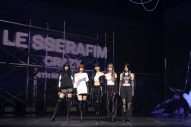 【レポート】LE SSERAFIM、メディアショーケースで新曲「CRAZY」のパフォーマンスを披露 - 画像一覧（6/16）