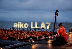 【ライブレポート】aiko、サザンビーチちがさきで6年ぶりの『Love Like Aloha』！サザンのカバーも