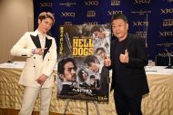 MIYAVI＆原田眞人監督、映画『ヘルドッグス』の魅力を英語でアピール！ 「ジャパニーズフィルムノワールです」 - 画像一覧（4/4）