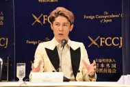 MIYAVI＆原田眞人監督、映画『ヘルドッグス』の魅力を英語でアピール！ 「ジャパニーズフィルムノワールです」 - 画像一覧（2/4）