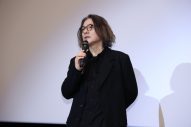 【レポート】アイナ・ジ・エンド、映画『キリエのうた』公開記念舞台挨拶で岩井俊二監督の言葉に感涙 - 画像一覧（2/9）