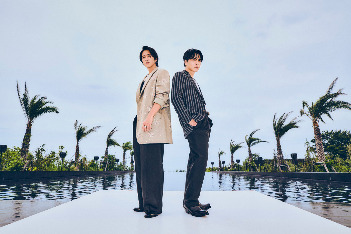 ØMI、新曲「Feel Gold feat.山下智久」リリース&MV公開が決定！山下智久とのロイヤルなコラボが実現 - 画像一覧（4/4）