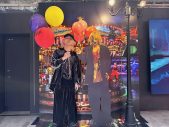 HYDE、原宿のPOP-UP STOREにサプライズ訪店！店舗に隠れイラストも描画 - 画像一覧（3/4）