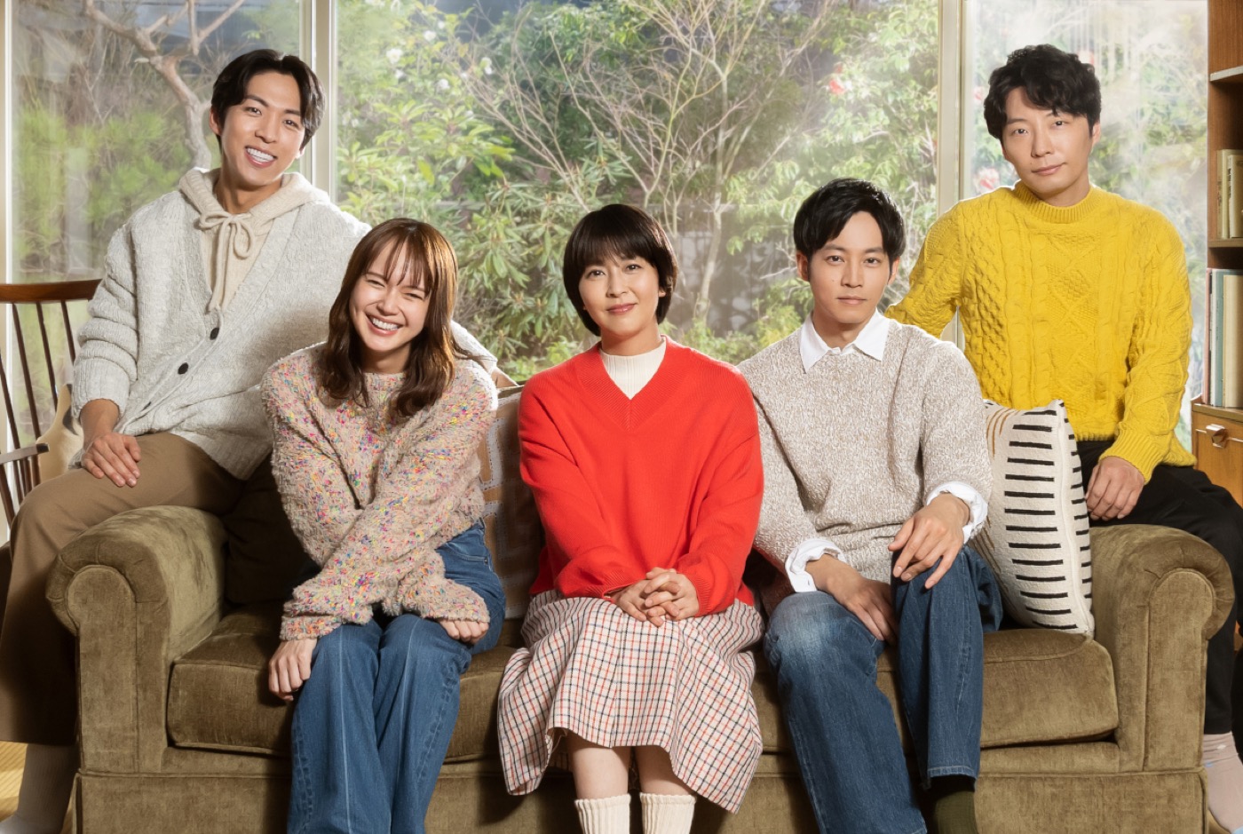 主演・松たか子×多部未華子×松坂桃李×星野源×チュ・ジョンヒョク出演、新春SPドラマ『スロウトレイン』放送決定 - 画像一覧（4/4）