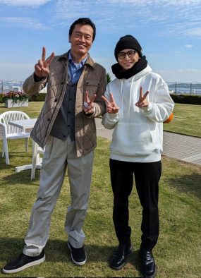 山田涼介と遠藤憲一は、ポーズのシンクロ率が高い!?（笑）