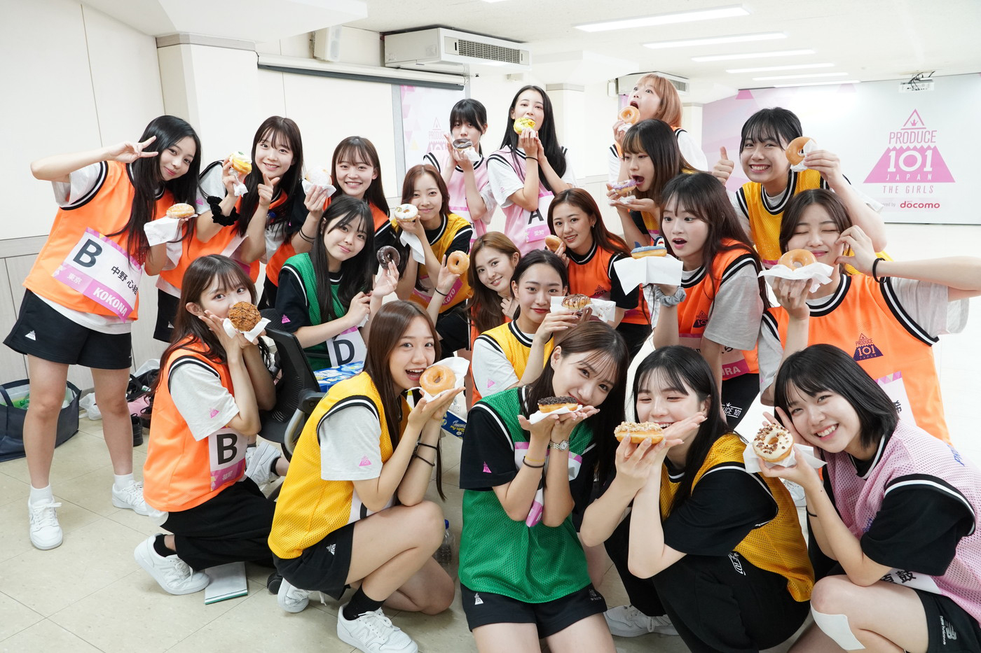 『PRODUCE 101 JAPAN THE GIRLS』公式ファンブック発売決定！番組では観られない練習生たちの貴重なオフショットが満載 - 画像一覧（9/9）