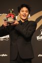 Snow Man渡辺翔太『anan AWARD 2024』で大賞を受賞！「うれしいと照れが交錯しているような気持ちです」 - 画像一覧（5/16）