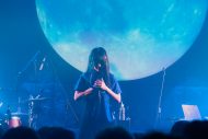 【SMA50th】krageとAnonymouzによるツーマンライブ『deep ocean』。“夜の海が似合うふたり”の一夜限りの特別な音世界をレポート - 画像一覧（3/10）