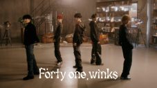 TOMORROW X TOGETHER「Forty One Winks」のスペシャルパフォーマンス映像公開 - 画像一覧（2/2）