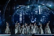 【ライブレポート】櫻坂46、躍進した2024年の集大成となる4周年ライブで7万2,000人を魅了 - 画像一覧（34/47）