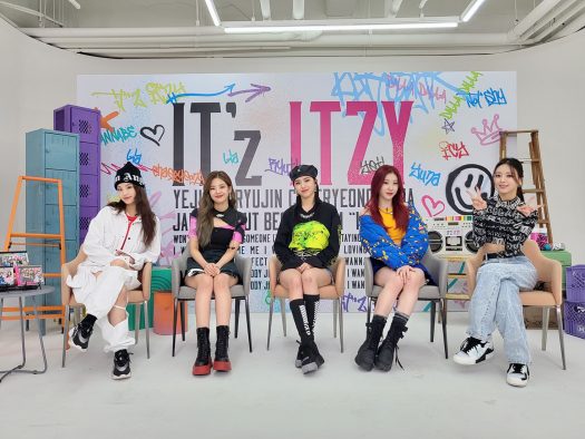 “TWICEの妹分”ITZY、生配信イベント実施！日本デビューをファンがお祝い