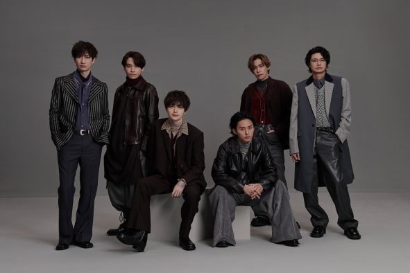 Kis-My-Ft2新曲「C’monova」のMV公開！ 黒ずくめのメンバーが悪者たちに盗まれた特別なダイヤを不思議な超能力を使って奪還