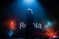 【ライブレポート】ReoNa、約5年ぶりにシンガポールでライブ！神崎エルザ starring ReoNaの楽曲も歌唱 - 画像一覧（1/4）