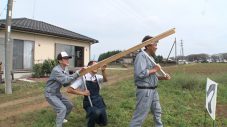 城島茂、横山裕、藤原丈一郎が巨大ゴム鉄砲作りに挑戦！目指すは前人未到の飛距離40メートル - 画像一覧（2/3）