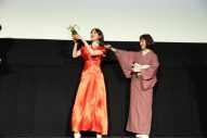 【レポート】のん、主演映画『私にふさわしいホテル』イベントで“文豪コール”を生披露 - 画像一覧（7/7）