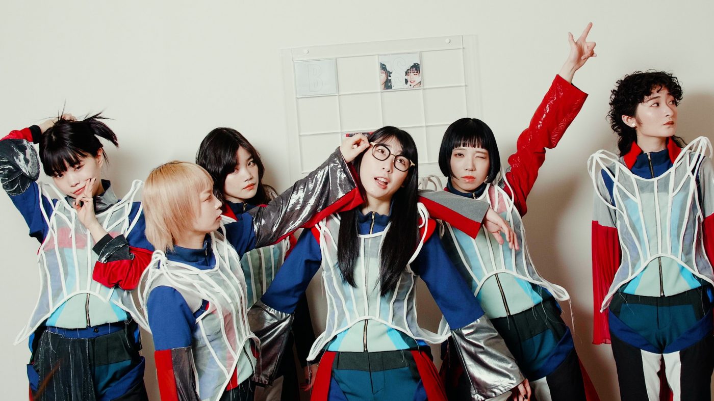 BiSH、12ヶ月連続リリース第4弾「ごめんね」“BiSHイーツ仕様”の開封動画を公開