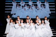 日向坂46、初の4期生単独公演『おもてなし会』を開催。“声出し解禁”ライブにファン大歓声 - 画像一覧（10/26）