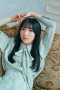 日向坂46・四期生のグラビアを毎日ひとりずつ公開していく「四期生のぽかぽか写真館」。10人目は兵庫県出身の18歳、小西夏菜実 - 画像一覧（1/2）