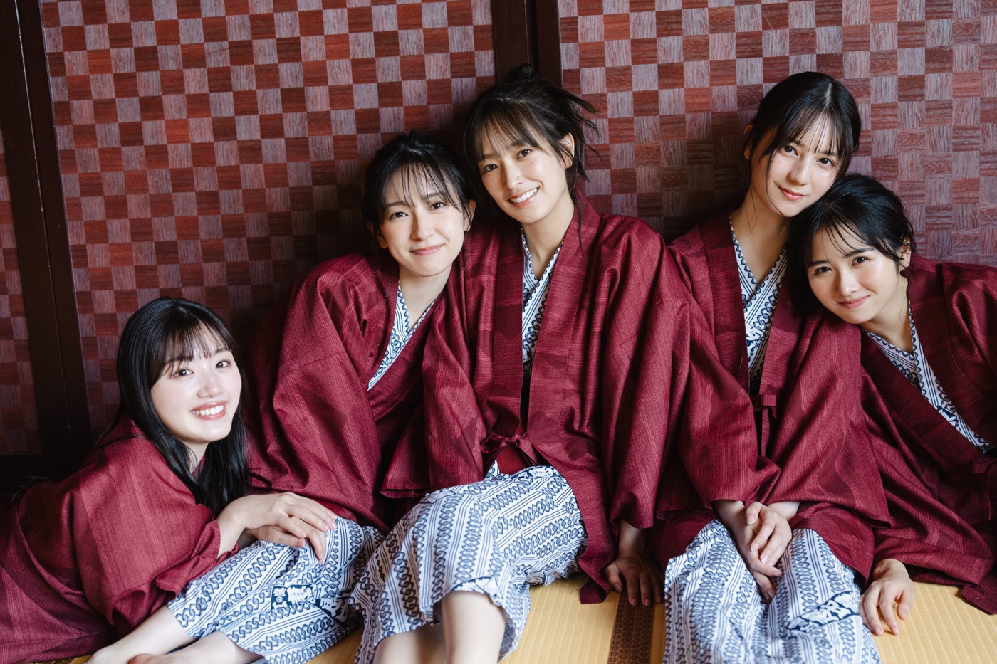 日向坂46佐々木久美、佐々木美玲、金村美玖、小坂菜緒、上村ひなのが『B.L.T.』に登場！浴衣姿で女子旅を満喫 - 画像一覧（3/5）