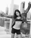 BLACKPINKジェニー、Calvin Kleinのアンダーウェアとジーンズのキャンペーンに登場 - 画像一覧（1/5）